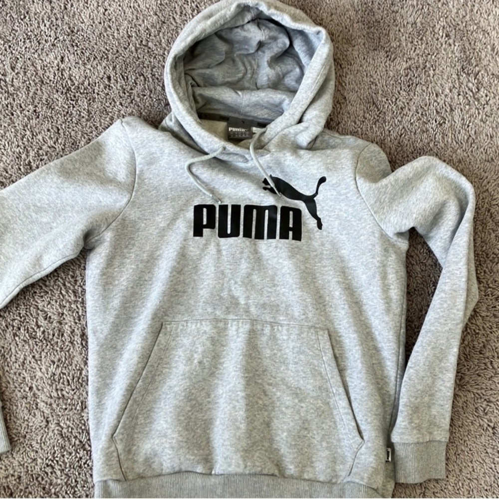 Puma Heather grey hoodie sweatshirt women’s size medium